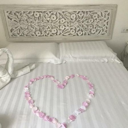 La Cinta Appartement San Teodoro  Buitenkant foto